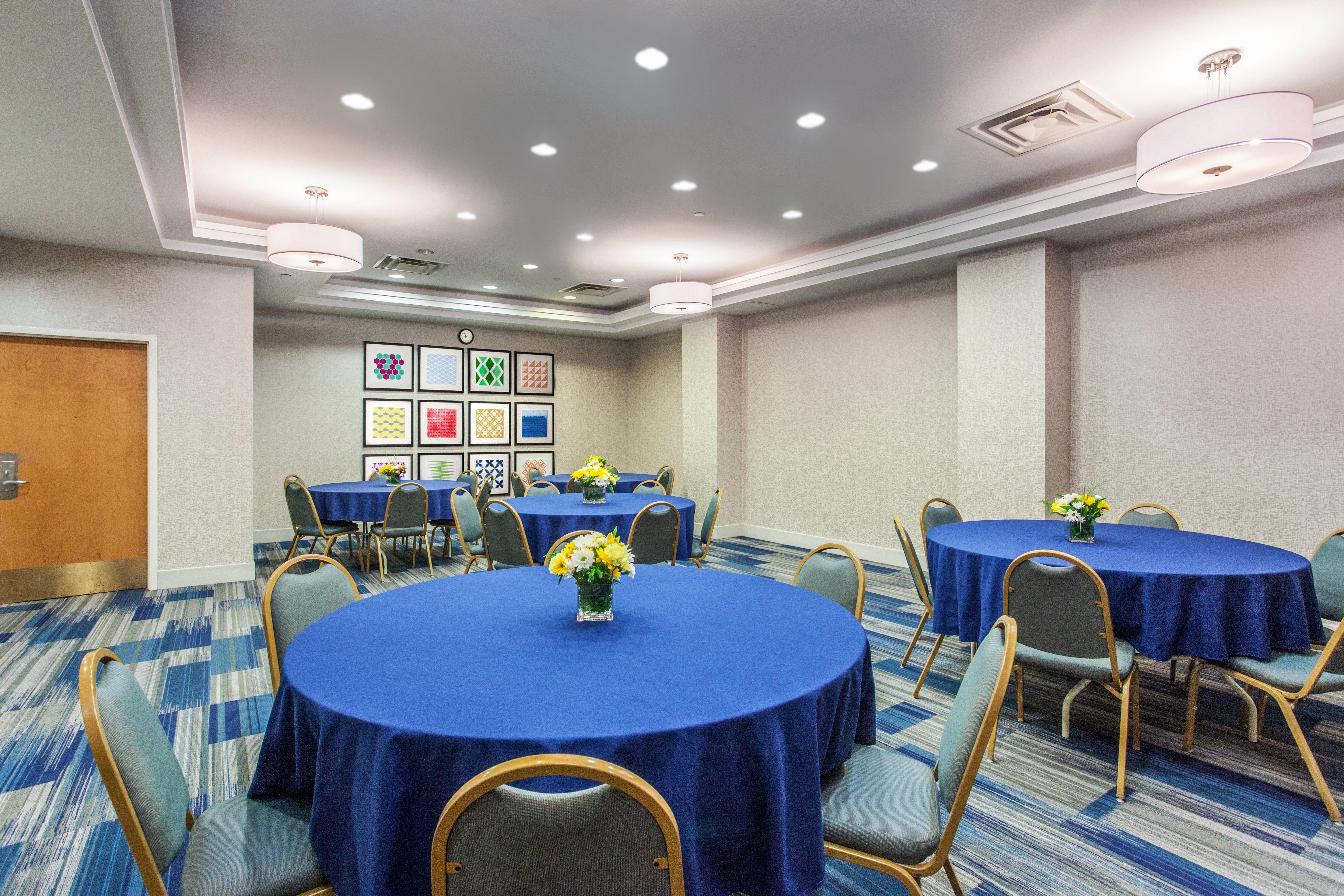 Holiday Inn Express Hauppauge-Long Island By Ihg Exterior photo